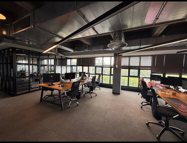 745M² OFFICE TO LET IN ROSEBANK